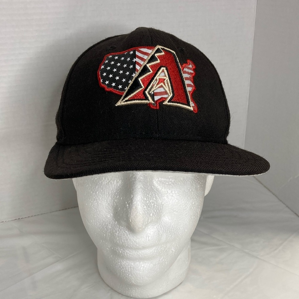 Arizona Diamondbacks New Era Snapback Truckers Cap Wool Unique Logo Black OSFM
